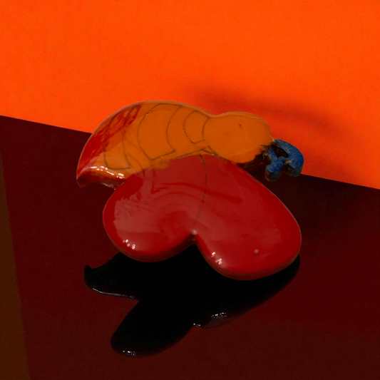 Broach or pin